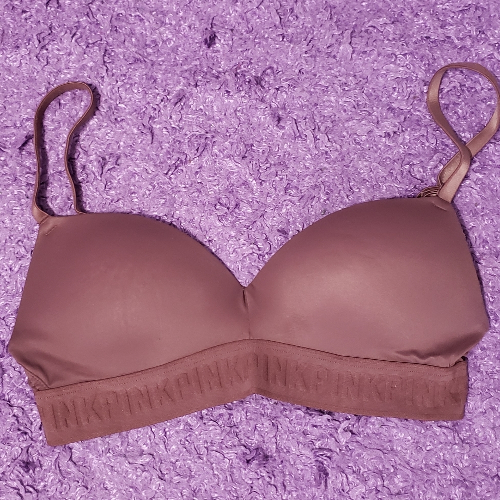 PINK Wear Everywhere Wireless Bra 32B